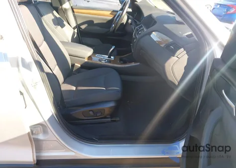 2011 BMW X3 xDrive35I z USA, uszkodzony, nr VIN 5UXWX7C56BL730405